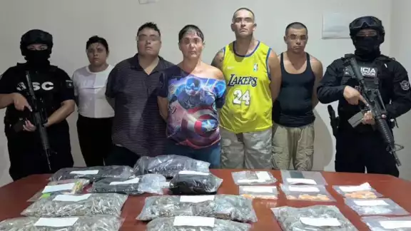 Los cinco detenidos quedaron a disposición de la FGE Los cinco detenidos quedaron a disposición de la FGE