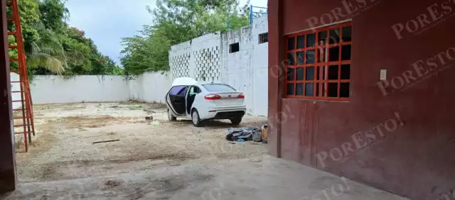 Vecinos de la colonia Salsipuedes denunciaron que dos hombres ingresaron de madrugada a una chatarrera clausurada.