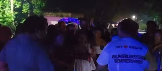 Los vecinos de Sabán no tienen electricidad desde el pasado miércoles