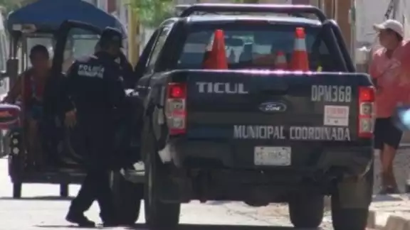 El hombre arrojó al piso a su abuela, quien sufrió un golpe en la cabeza El hombre arrojó al piso a su abuela, quien sufrió un golpe en la cabeza