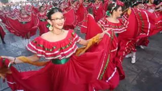 Sigue en vivo el  desfile Cívico Deportivo en Mérida por el aniversario de la Revolución Mexicana