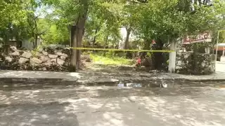 Hallan cadáver en estado de descomposición en un terreno baldío en Mérida 