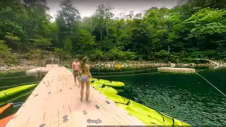 Disfruta un día en el Cenote Azul, pero también puedes visitar sus alrededores. Foto: Google Maps