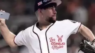 No se salvó de los memes ni de las críticas Bad Bunny. Foto: Especial