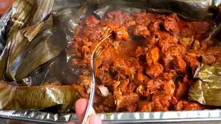 Cochinita preparada en horno de estufa. Foto: Youtube Sabor en la cocina
