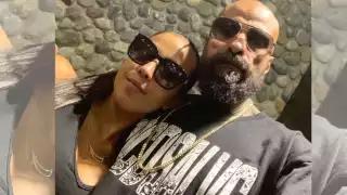 Padre e hija, aunque salió el rumor de que solo era su padrino musical, pero eso no fue verdad, son familia. Foto: Especial