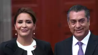 Un juez de Distrito otorgó una suspensión provisional a Adalina Dávalos contra cualquier orden de aprehensión o comparecencia que se puedan girar en su contra