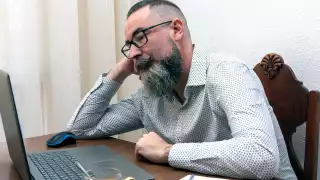 Existen ciertos trabajos donde se debe mantener activo el área, pero también es a cambio de un sueldo superior, por ley. Foto: Especial