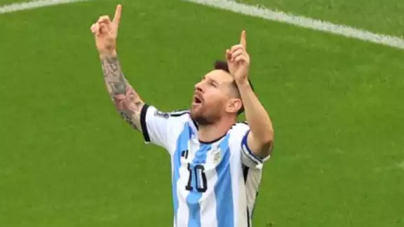 La pulga marcó el primero del encuentro y le anularon otro. Foto: Especial
