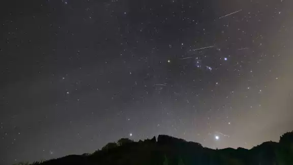 La lluvia de estrellas la puedes ver desde hace varios días. Foto: Especial La lluvia de estrellas la puedes ver desde hace varios días. Foto: Especial
