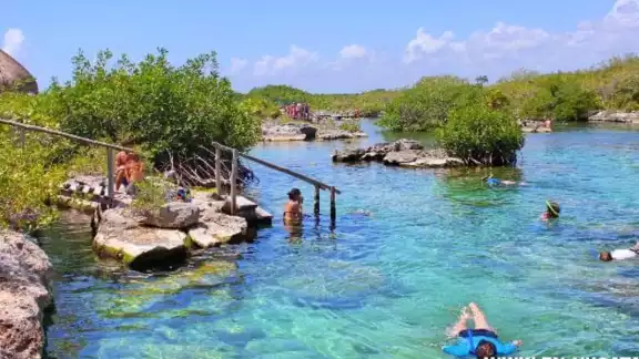El parque te dará todo el equipo para que puedas hacer snorkel en la caleta. Foto: Especial El parque te dará todo el equipo para que puedas hacer snorkel en la caleta. Foto: Especial