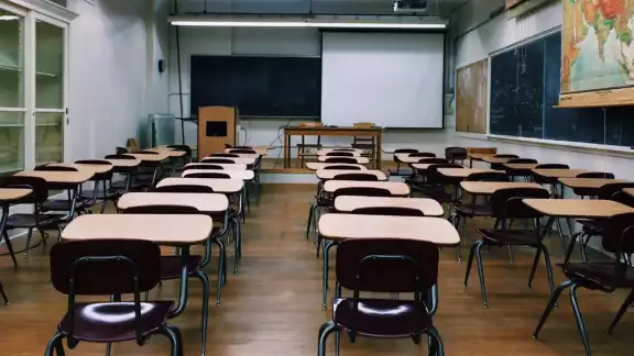 Te despejamos la duda sobre si habrá o no clases este miércoles 8 de marzo. Foto: Especial