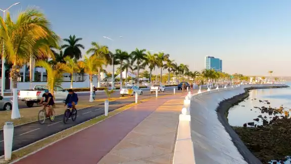 El Malecón de Campeche. Foto: Expedia El Malecón de Campeche. Foto: Expedia