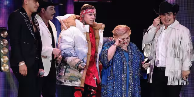 Las emociones le ganaron a Paquita arriba del escenario. Foto: Especial.