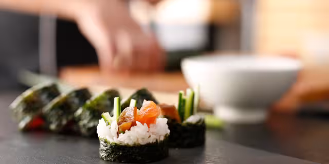 El sushi es la comida de tradición en Japón. Foto: Especial