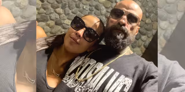 Padre e hija, aunque salió el rumor de que solo era su padrino musical, pero eso no fue verdad, son familia. Foto: Especial