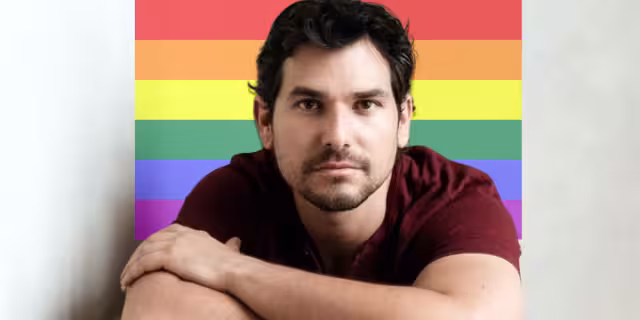 El youtuber mandó un mensaje a todos los que han sido rechazados por su orientación sexual. Foto: Especial