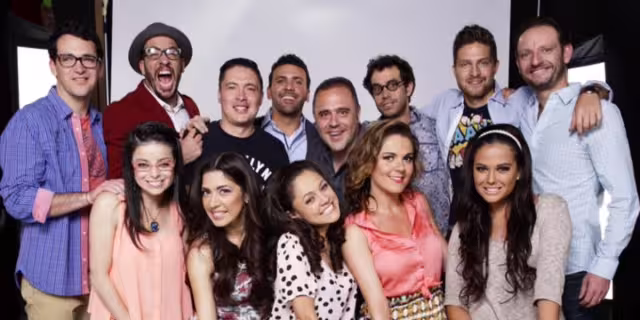 Varias risas que sacaron esta familia disfuncional hace 9 años. Foto: Especial