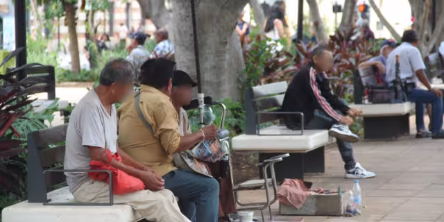 En México, el Inegi registró cerca de 500 casos de autolesiones en adultos mayores en 2023