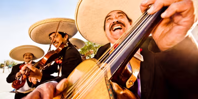 La música de mariachi se utiliza para alegrar los mejores momentos hasta para despedir a los seres queridos. Foto: Especial
