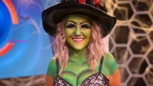 Lupita se vistió de bruja. Foto: Especial