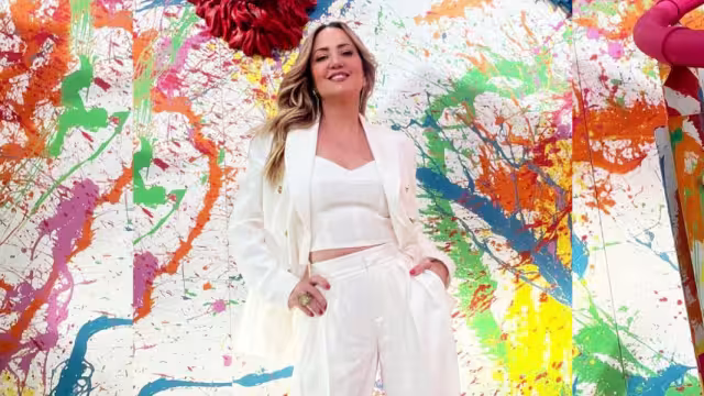 La conductora estuvo en compañía de sus hijas. Foto: Especial