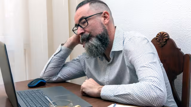 Existen ciertos trabajos donde se debe mantener activo el área, pero también es a cambio de un sueldo superior, por ley. Foto: Especial