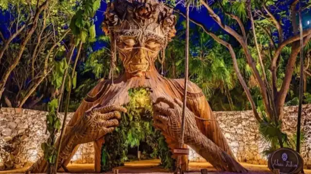 Este lugar es público, ya que es la entrada de un famoso hotel. Foto: hotel Ahau