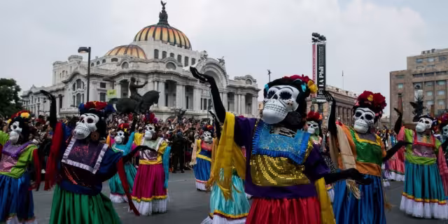El recorrido estará musicalizado durante toda la caravana de 12 carros alegóricos