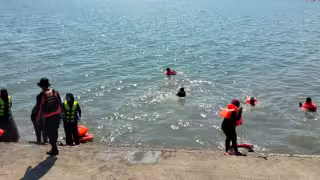 Naufragio de barco en Indonesia deja 15 muertos y 19 desaparecidos