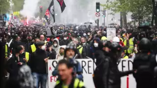 Trabajadores y activistas del mundo protestan por mejores condiciones laborales
