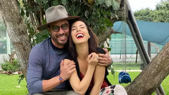 Raúl Paz fue prometido de la conductora Claudia Lizaldi, pero ambos terminaron su romance en abril de 2022 Raúl Paz fue prometido de la conductora Claudia Lizaldi, pero ambos terminaron su romance en abril de 2022