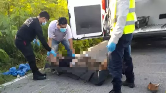 Un motociclista, de 32 años de edad, derrapó con su unidad en el tramo carretero que lleva a Motul Un motociclista, de 32 años de edad, derrapó con su unidad en el tramo carretero que lleva a Motul