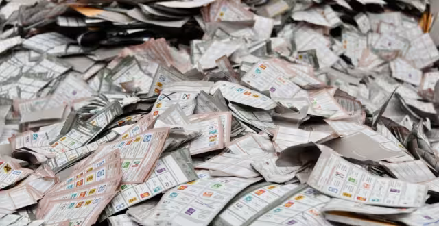 Advierte que, si se miente, hay consecuencias legales severas