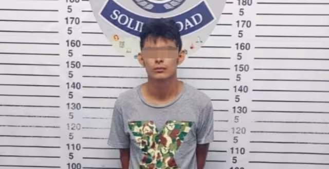 El hombre intentó escapar en su motocicleta