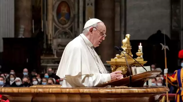El papa hizo un llamado a la paz durante la homilía de este domingo