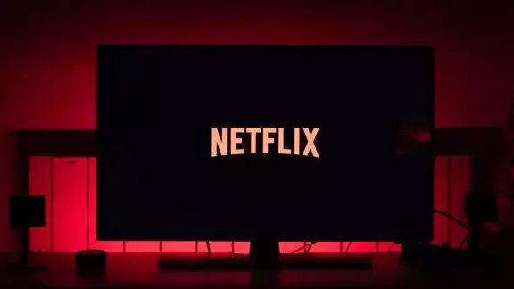 Netflix ofrecerá una cartelera de amor, drama, comedio y acción para todos