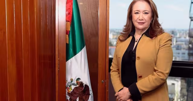 La comunidad pidió tomar medidas ante la falta académica de Esquivel