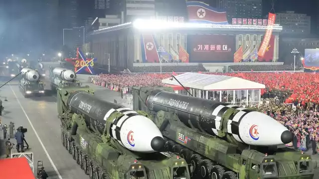 El misil de largo alcance habría sido lanzado desde Corea del Norte