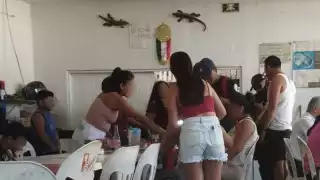 Ventilador cae sobre comensales en un restaurante de Progreso