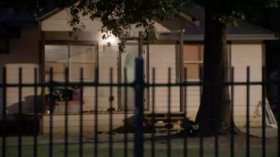 Hombre mata a balazos a 5 hondureños en Texas