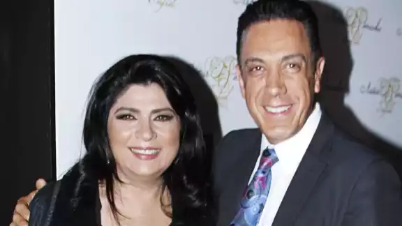 La actriz y el actual gobernador de Hidalgo recientemente celebraron 20 años de casados La actriz y el actual gobernador de Hidalgo recientemente celebraron 20 años de casados