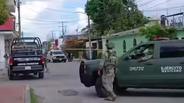 Elementos del Ejército Mexicano y Policía Estatal resguardaron la zona.