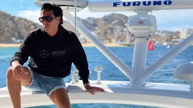 A través de sus redes sociales, El Diamante Negro ha mostrado los lujos con los que vive, como tener su propio jet o yate privados. Foto: Especial