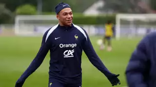 Kylian Mbappé revela a Macron la hora en la que se hará oficial su fichaje