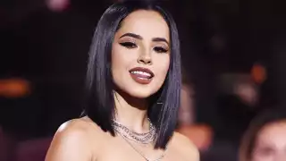 Becky G lanzó un nuevo sencillo en el que habla sobre la traición