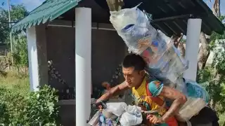 Miguel Martín Concha, devoto de San Judas Tadeo, lleva su imagen al santuario de Badiraguato