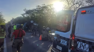 ¡Tragedia en la 180!: Un muerto y dos personas prensadas