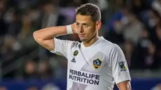 El delantero del LA Galaxy apuntó que están buscando al niño para poder regalarle un jersey