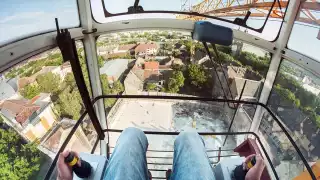 Muere una 'influencer' al caer de una grúa